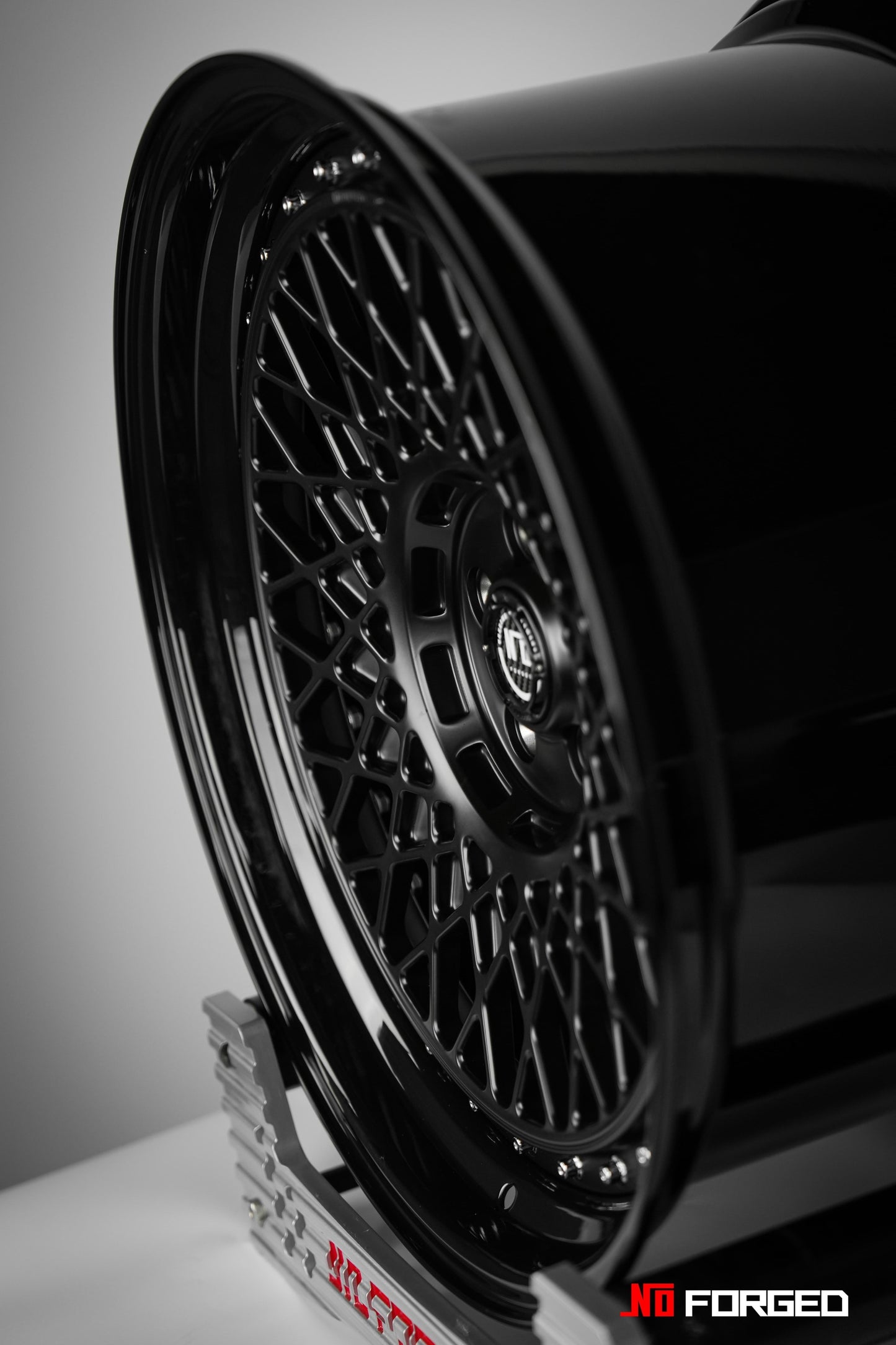 N-Zero Forged SF-17 Disco Volante