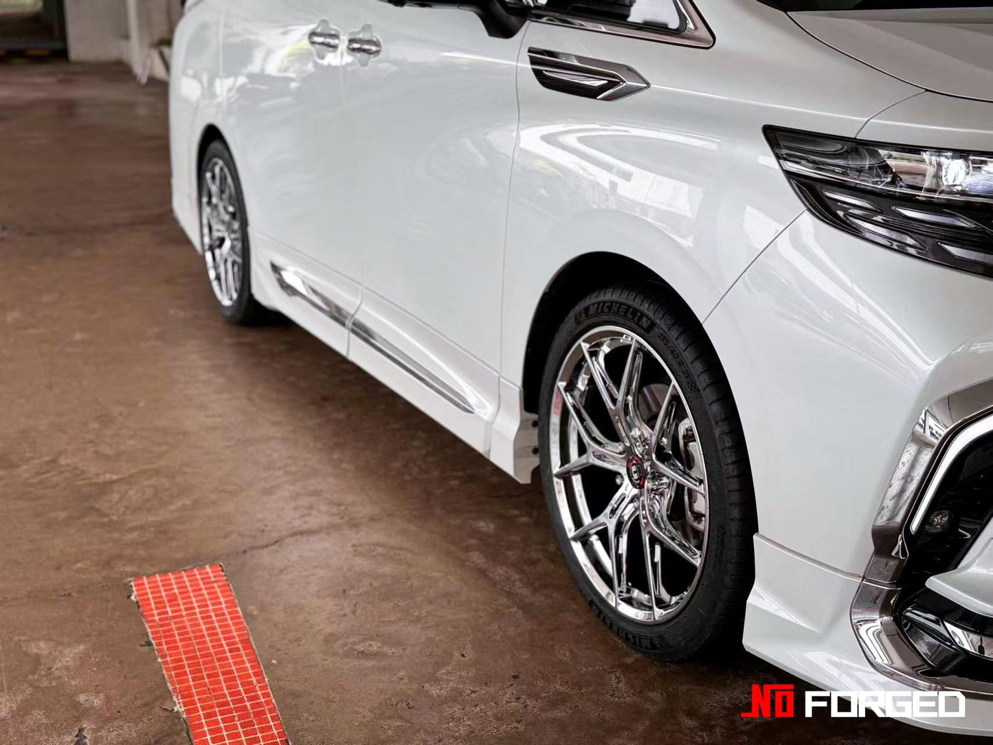 N-Zero Motorsport SF-R