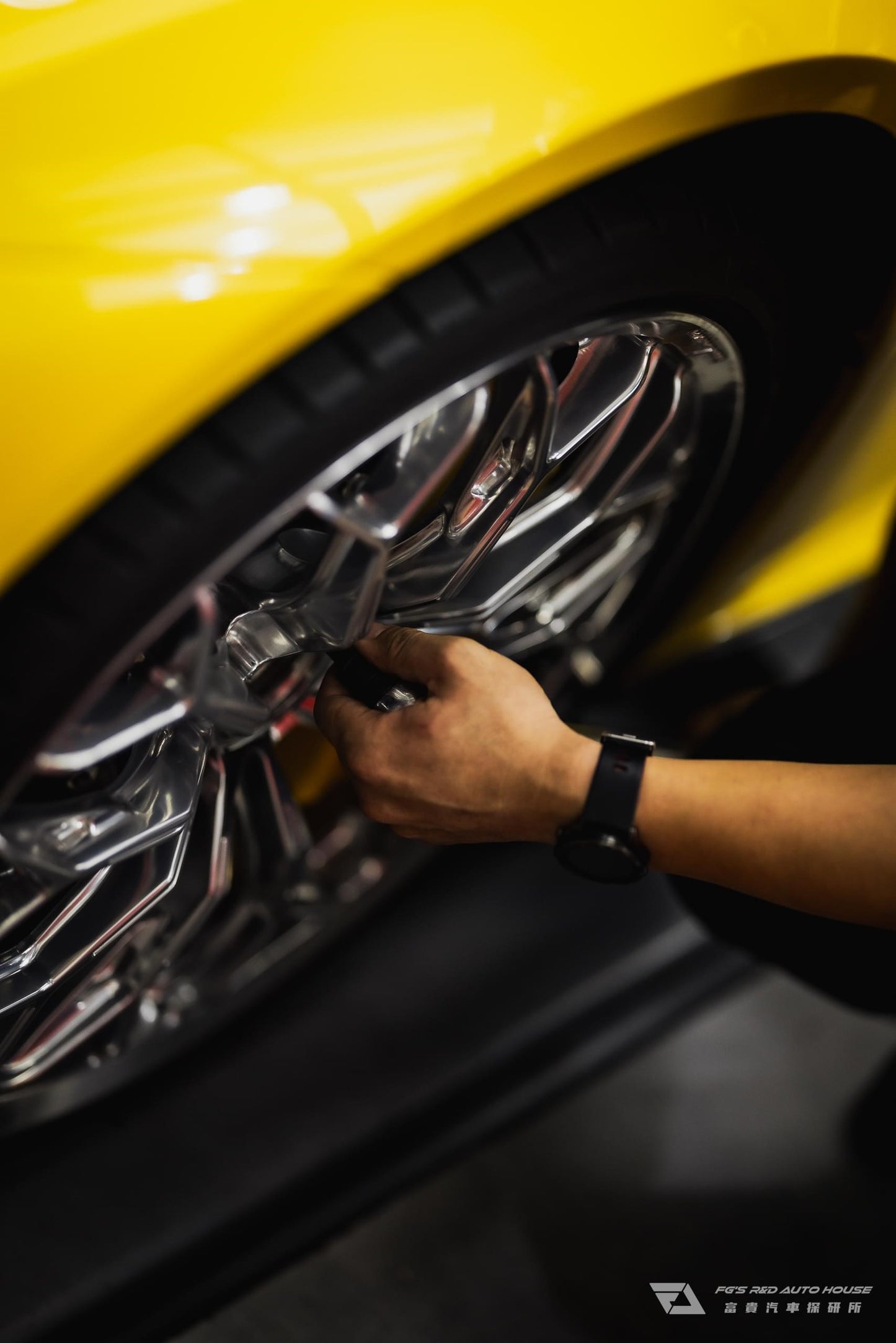 N-Zero Forged UF-01 Solar Crown (For Lamborghini & More)