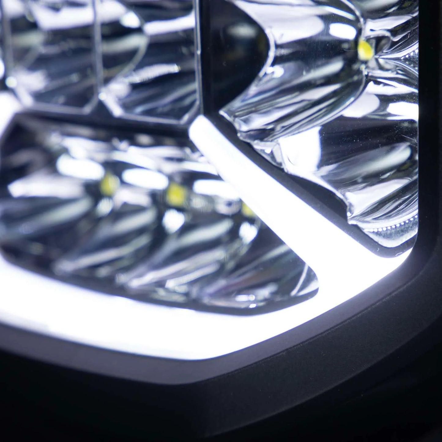 Strands Lighting SIBERIA X (7″)