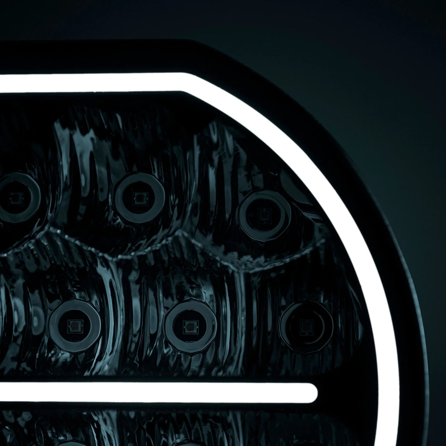 Strands Lighting BIG ENERGY 9″