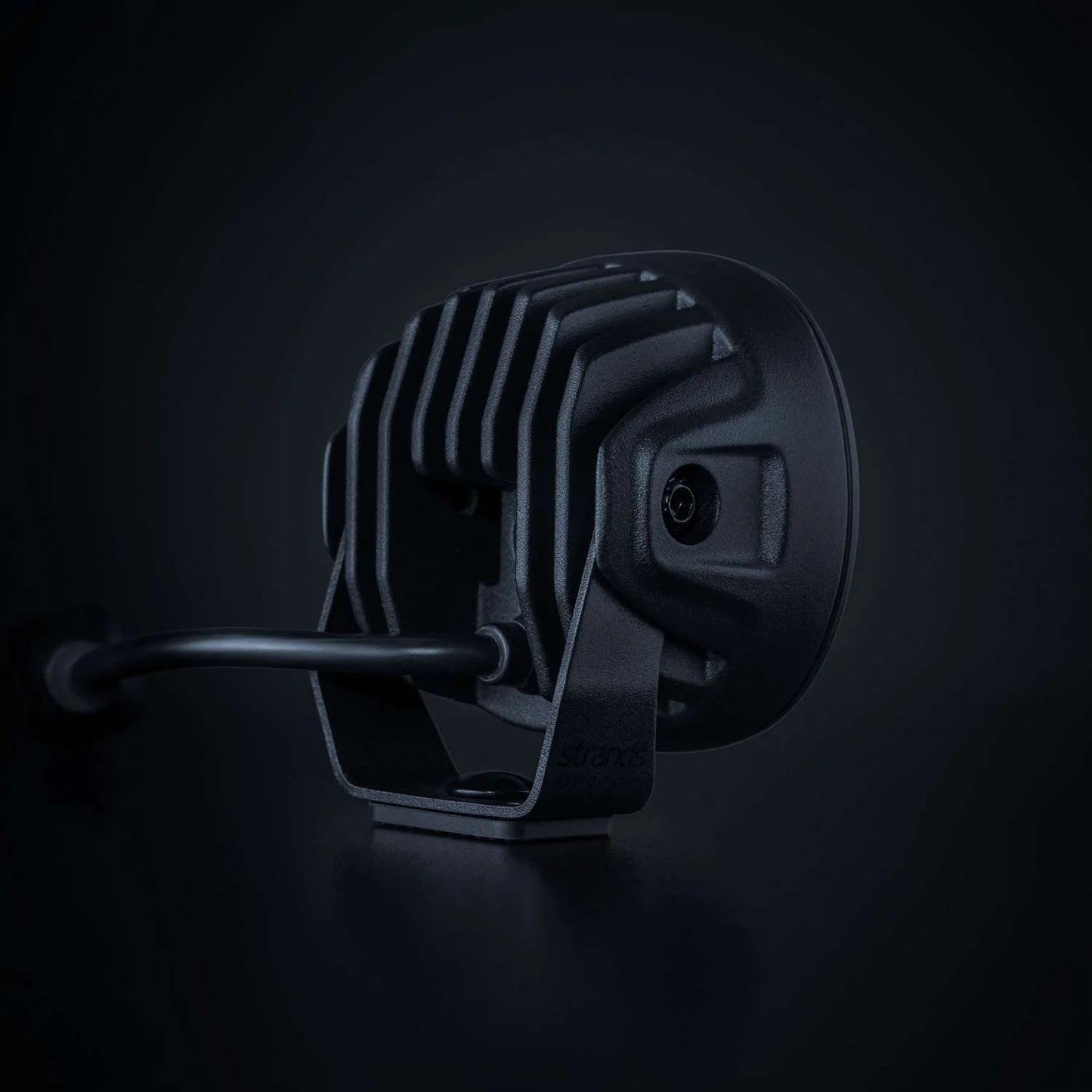 Strands Lighting NUUK D-LINE MC ROUND DRIVING 3″