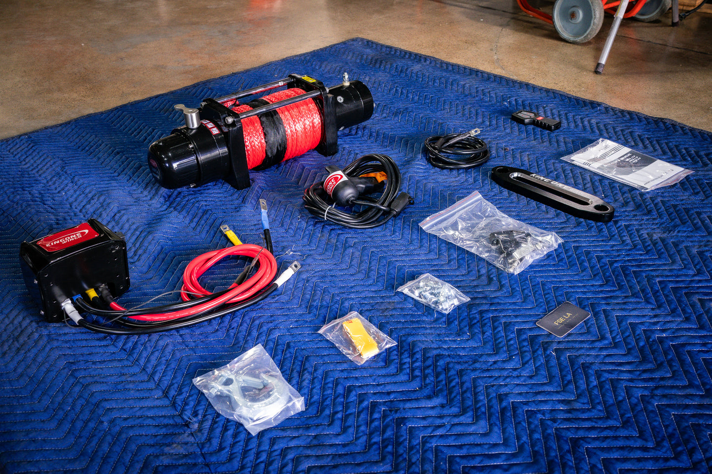 Kingone Orca 13,000 lbs Winch with Synthetic Rope & Wireless Remote Control image 2